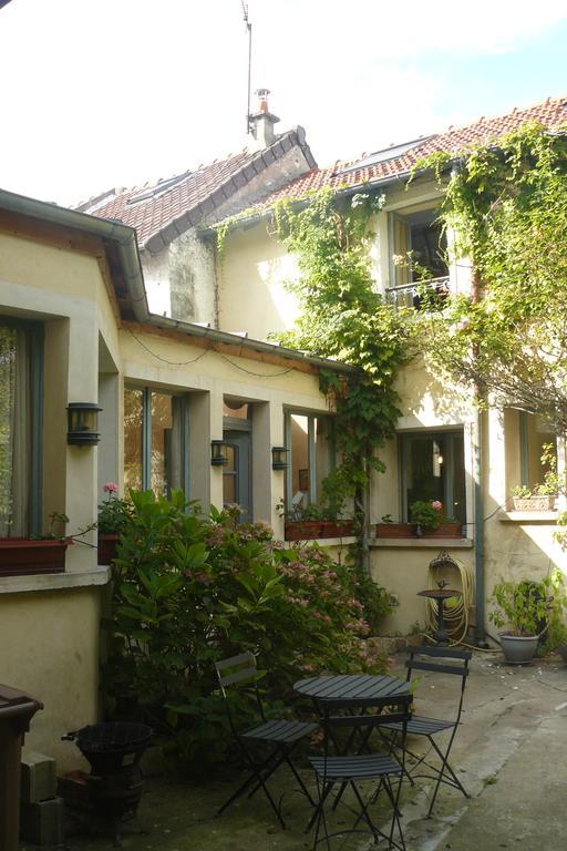Porte De Paris Montesson Habitación foto